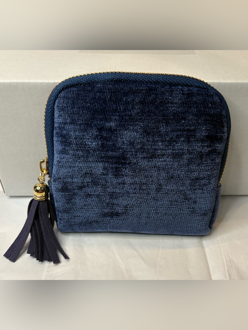 Compact Navy Blue Velvet Travel Jewelry Pouch